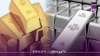 الفضة تتجاوز 65 دولارا والذهب يرتفع بدعم بيانات العمل