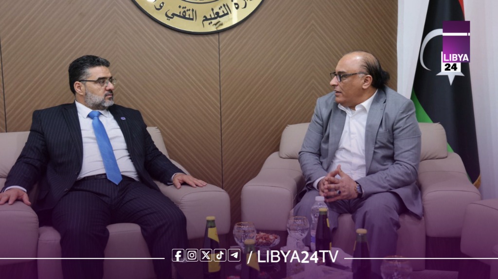 وزير التعليم التقني يبحث مع عميد بلدية سرت تطوير المؤسسات التعليمية