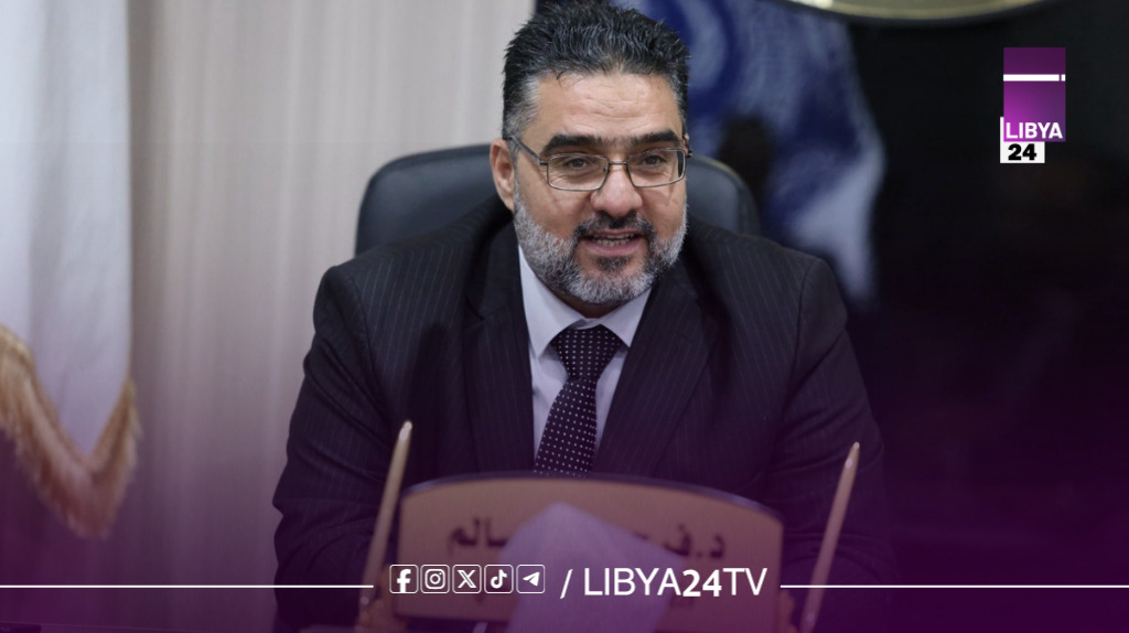 وزير التعليم التقني بالحكومة الليبية يناقش تحديات معهد طبرق ويؤكد دعم الاستقرار التعليمي