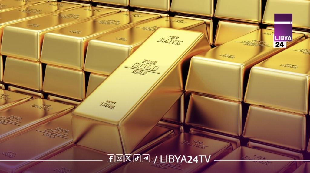 الذهب يتراجع وسط ارتفاع الدولار مع تجدد التوتر بين أمريكا وإيران