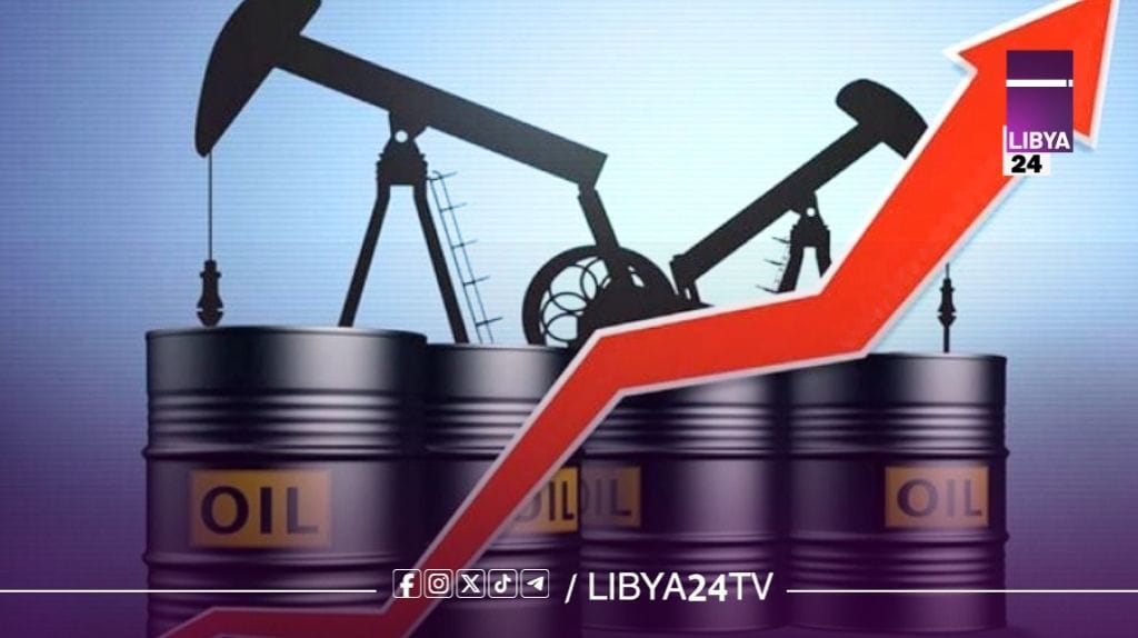 النفط يرتفع بعد تراجع الإنتاج السعودي وتباطؤ الملاحة في مضيق هرمز