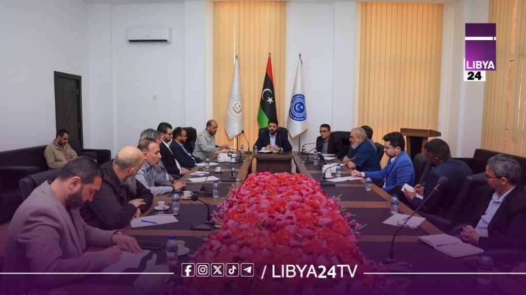 وزارة الصحة بالحكومة الليبية تبحث خطط الربع الثاني وتؤكد رفع كفاءة الأداء الإداري والفني