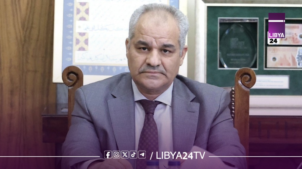 المركزي يعلن تسليم الدولار نقداً للمصارف غداً وصرفه للمواطنين الأسبوع المقبل