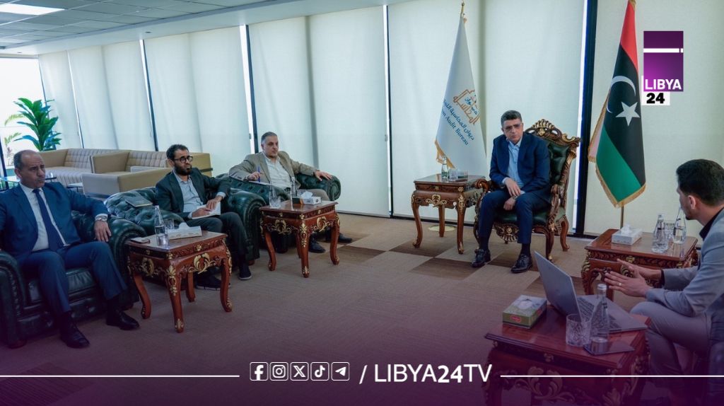 ديوان المحاسبة يراجع أداء منصة الحج ويبحث تعزيز التحول الرقمي مع هيئة الحج والعمرة