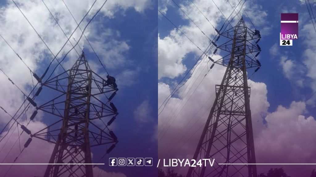 إصلاح عطل على دائرة العويلية / اسطاطا بجهد 30 ك.ف وإعادة التغذية الكهربائية في بنغازي