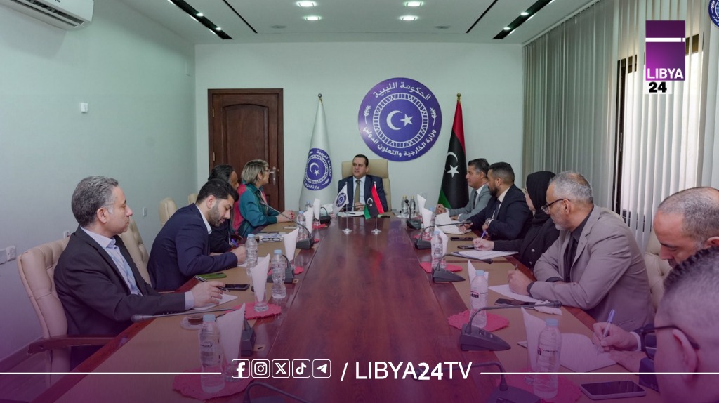 الحويج يؤكد رفض الحكومة الليبية القاطع لأي شكل من أشكال توطين النازحين داخل البلاد