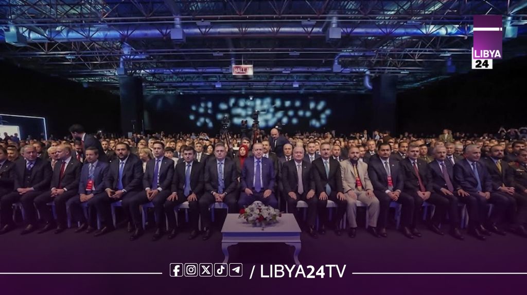 نائب القائد العام يبحث مع مسؤولين أتراك ملفات التعاون العسكري