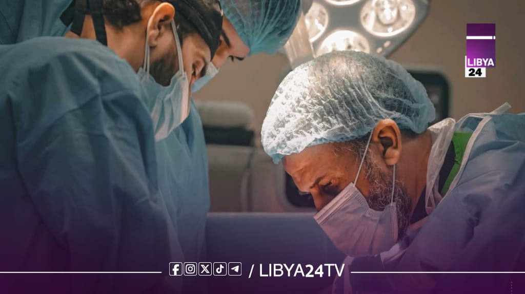 مستشفى بن سينا بسرت ينجح في أول عملية استئصال بروستاتا بالليزر لمريض يحمل بطارية قلب