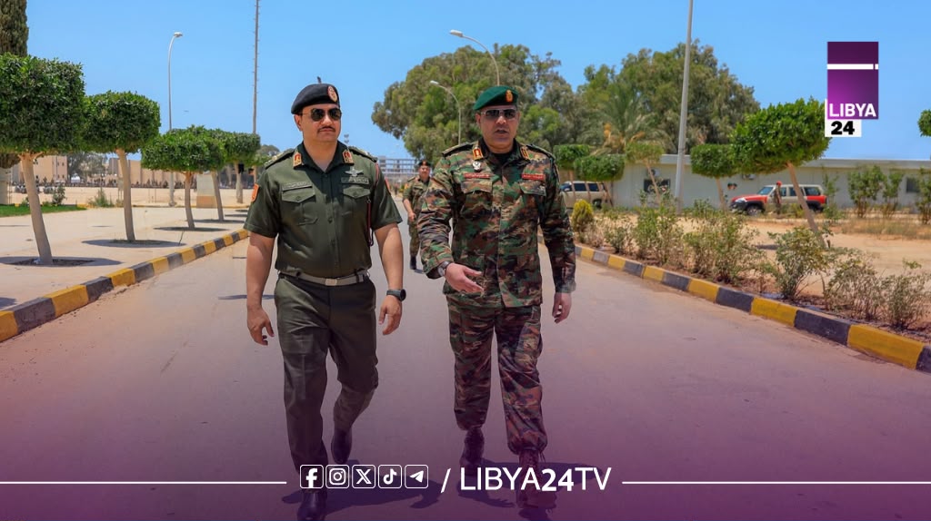 نائب القائد العام يتابع استعدادات لواء العبور ويشدد على الان